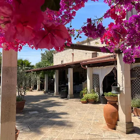 Agroturismo Masseria Scianne *