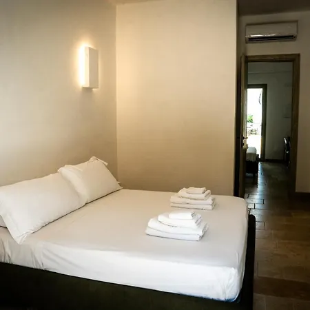 Masseria Scianne Sant Isidoro (Apulia)
